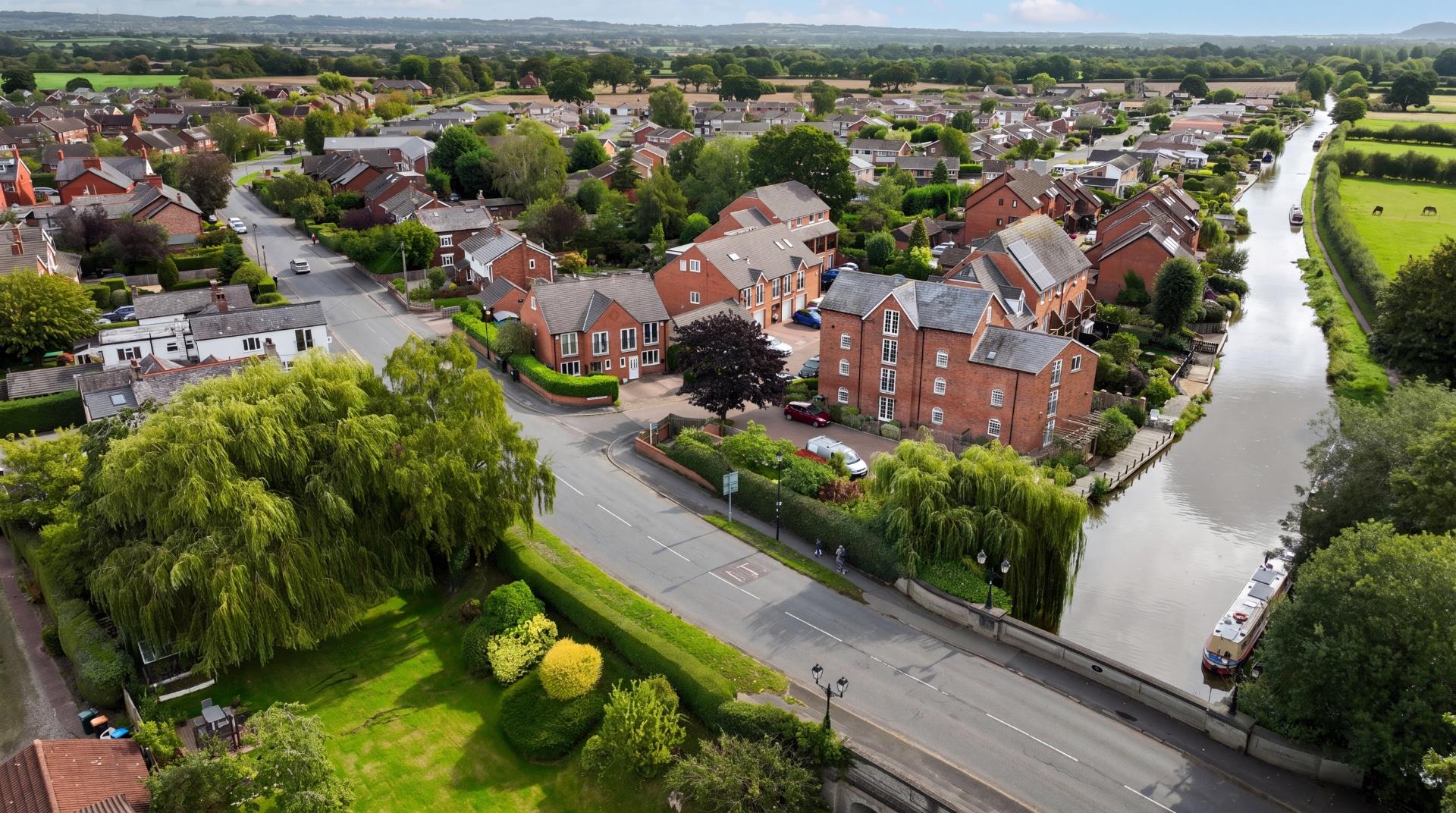 4 bedroom  Semi Detached House for Sale in Waverton